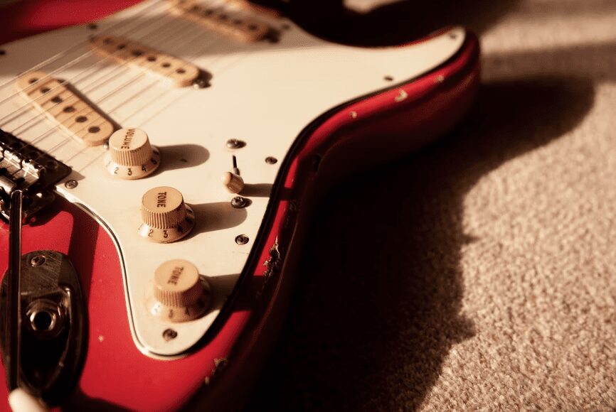 Guitarra Stratocaster 